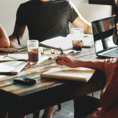 TP-Link M7010 Router mobile 4G LTE Wi-Fi N300 con Slot Nano SIM e USB-C